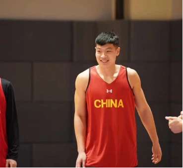 职业篮球教练如何制定有效的赛制训练计划?_1